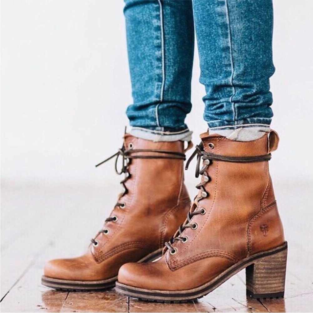 Frye Karen Cognac Leather Combat Lace Up Combat Wood Block Heeled Ankle Booties - Picture 1 of 14
